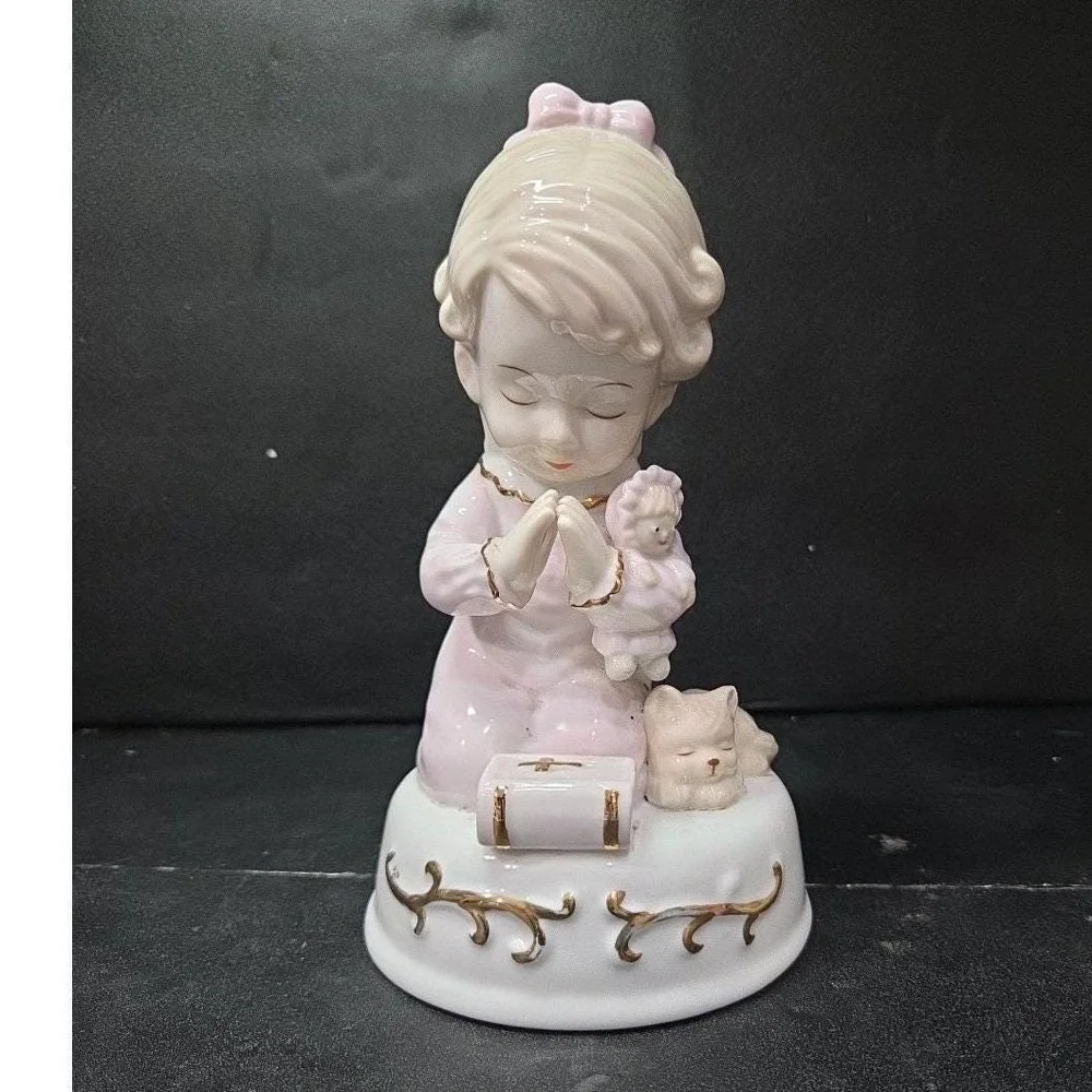 Sankyo Bedtime Prayer Praying Girl With Cat‎ & Bible Figurine, Porcelain Statue